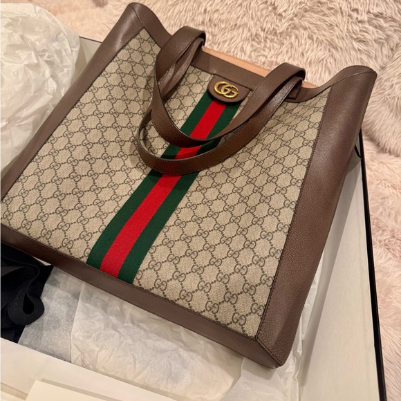 Gucci
Ophidia GG Supreme Canvas & Leather Tote - Picture 9 of 16